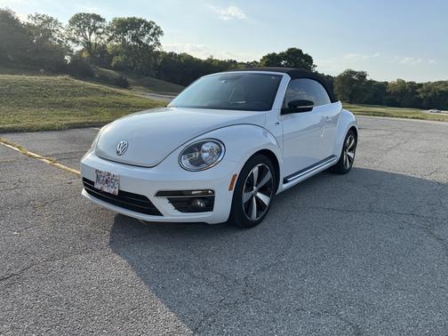2015 Volkswagen Beetle 2.0T R-Line