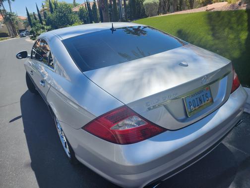 Silver 2006 Mercedes-Benz CLS-Class CLS500