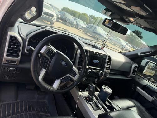 White 2019 Ford F-150 Lariat