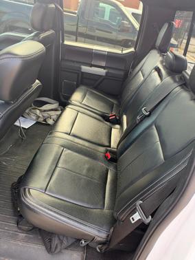 White 2019 Ford F-150 Lariat