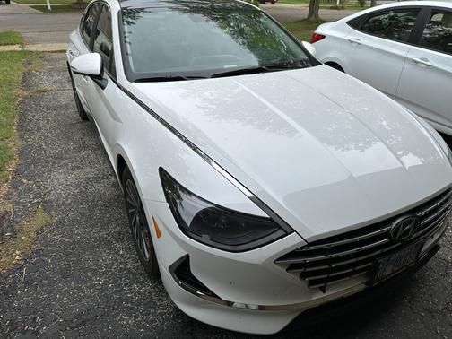 2022 Hyundai SONATA Hybrid Limited
