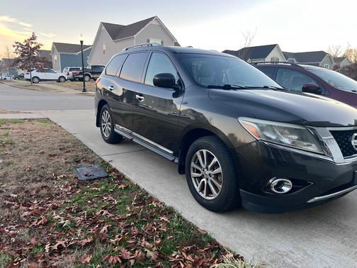 2015 Nissan Pathfinder SL