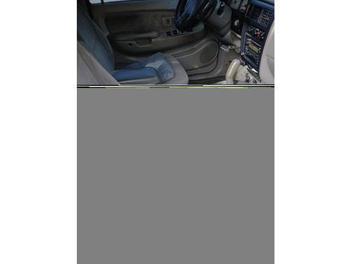 2004 Toyota Tacoma PreRunner Double Cab