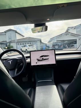White 2023 Tesla Model 3 Base
