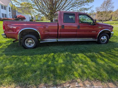 Red 2003 Ford F-350 Lariat Crew Cab Super Duty DRW