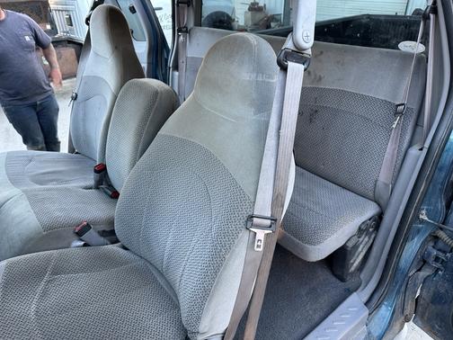 2000 Ford F-150 Work Series SuperCab