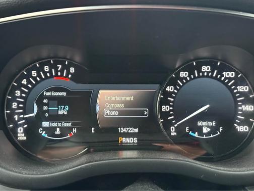 White 2015 Lincoln MKC Base