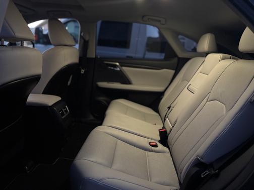 2022 Lexus RX 450h Base