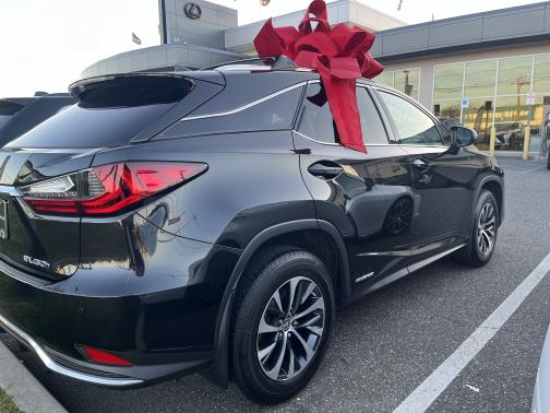 2022 Lexus RX 450h Base