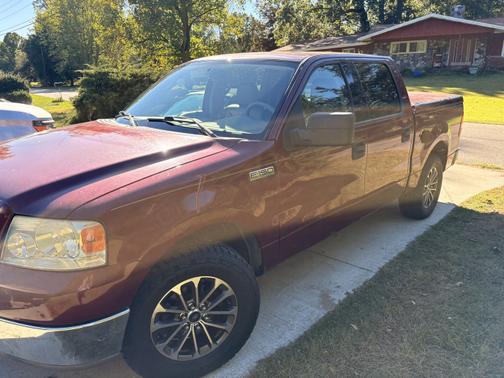 2004 Ford F-150 XLT SuperCrew