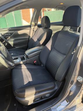 Gray 2017 Nissan Altima 2.5 SV