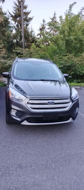 Gray 2018 Ford Escape SE
