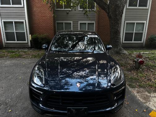 Blue 2018 Porsche Macan Macan GTS