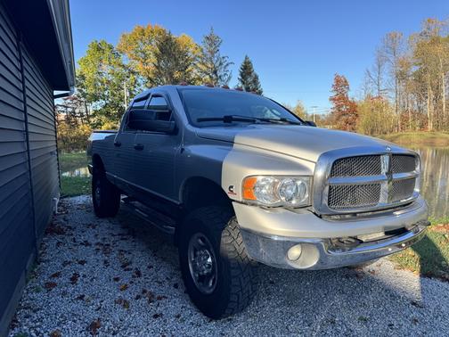 2004 Dodge Ram 2500 Laramie Quad Cab