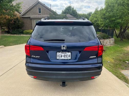 Blue 2016 Honda Pilot EX-L