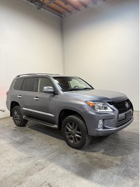 2013 Lexus LX 570 Base