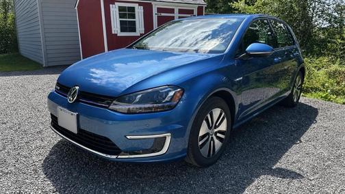Blue 2015 Volkswagen e-Golf SEL Premium