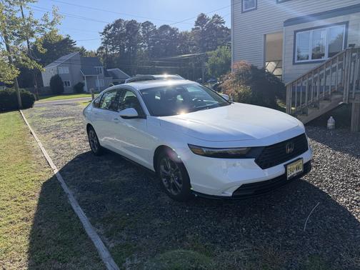 White 2025 Honda Accord Hybrid EX-L