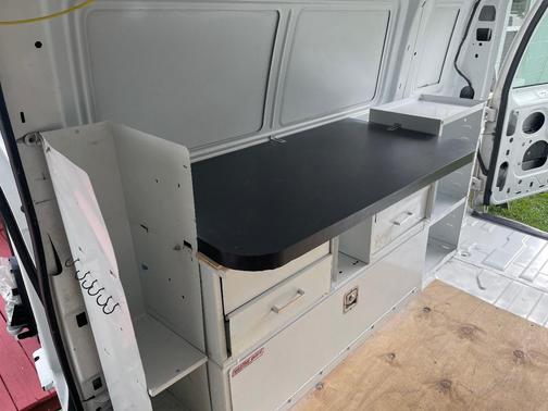 White 2008 Ford E350 Super Duty Base
