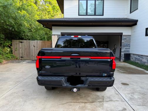2023 Ford F-150 Lightning LARIAT