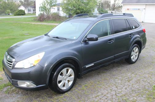 Gray 2012 Subaru Outback 2.5i Premium