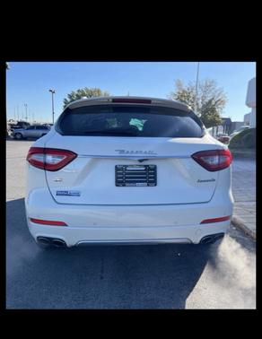 White 2019 Maserati Levante GranLusso