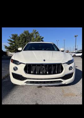 White 2019 Maserati Levante GranLusso