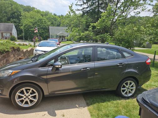 2015 Ford Fiesta SE