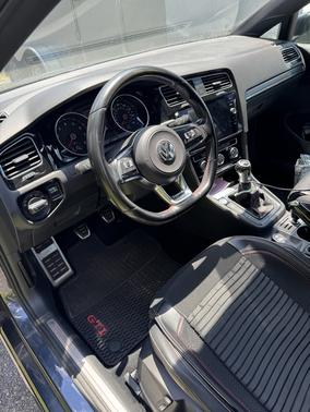 Blue 2018 Volkswagen Golf GTI 2.0T SE 4-Door