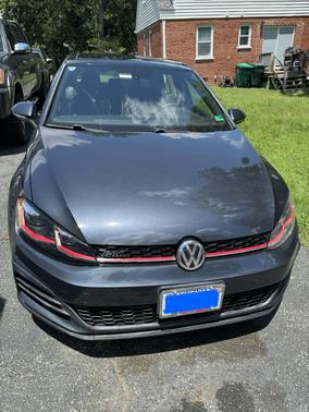 Blue 2018 Volkswagen Golf GTI 2.0T SE 4-Door