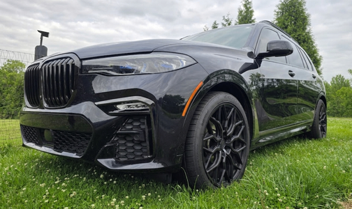 Black 2021 BMW X7 M50i
