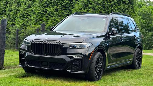 Black 2021 BMW X7 M50i
