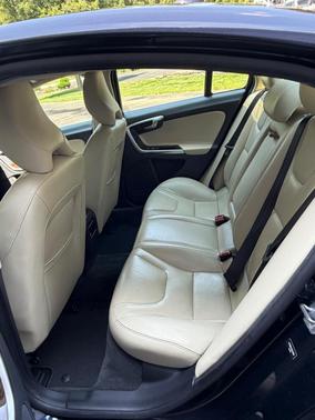 Blue 2016 Volvo S60 T5 Drive-E Premier