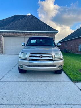 Gold 2004 Toyota Tundra SR5 Double Cab