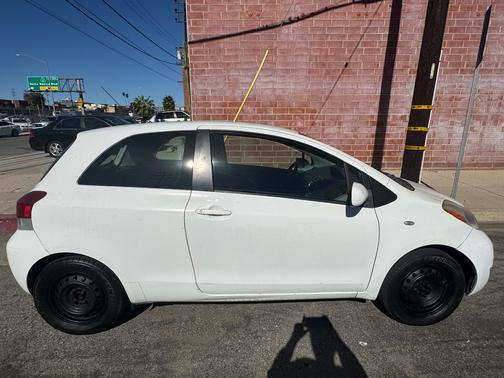 2011 Toyota Yaris Base
