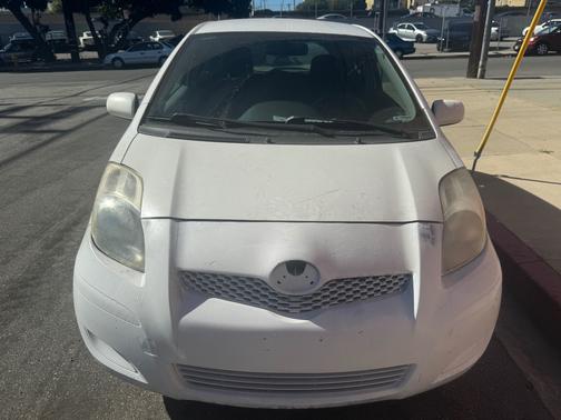 2011 Toyota Yaris Base