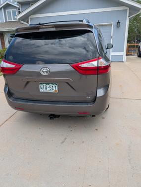 2017 Toyota Sienna LE
