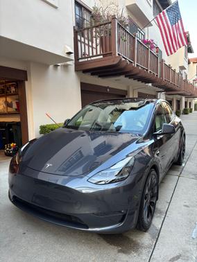 Gray 2022 Tesla Model Y Performance