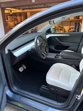 Gray 2022 Tesla Model Y Performance