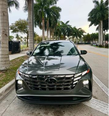 Gray 2022 Hyundai TUCSON SEL