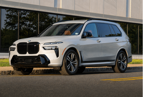 Gray 2023 BMW X7 M60i