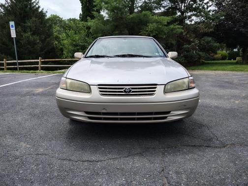 1997 Toyota Camry LE