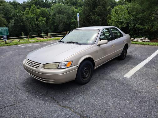 1997 Toyota Camry LE