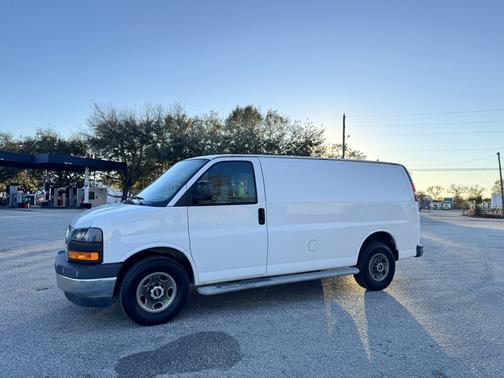 2017 GMC Savana 2500 Work Van