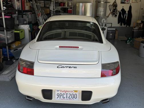 2000 Porsche 911 Carrera Cabriolet