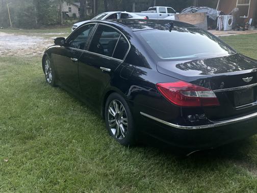 2012 Hyundai Genesis 3.8