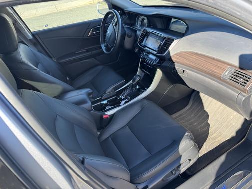 2017 Honda Accord Touring