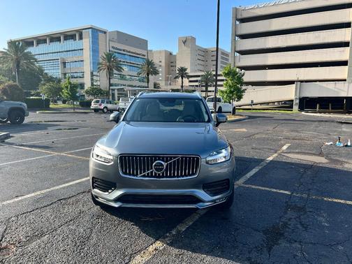 Gray 2020 Volvo XC90 T5 Momentum