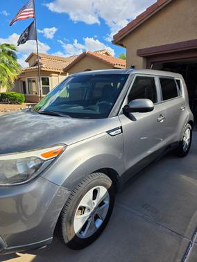 2016 Kia Soul Base