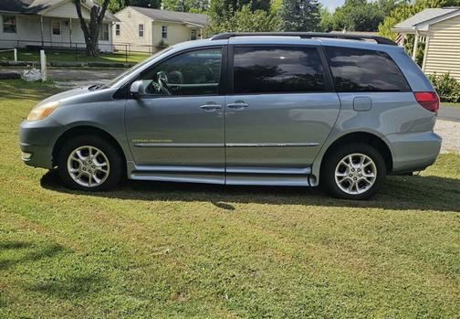 2005 Toyota Sienna XLE Limited